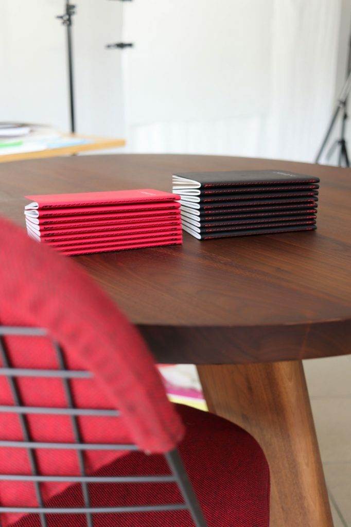 carnets-reliure-singer-duo-chaise